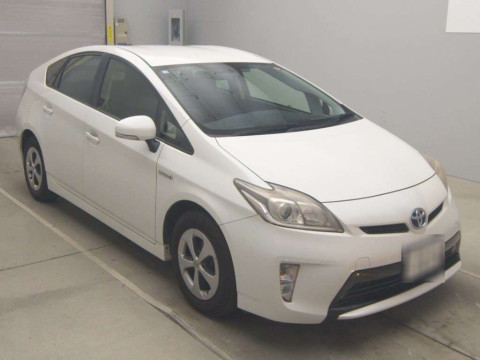 2012 Toyota Prius ZVW30[2]