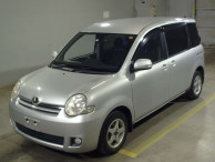 2010 Toyota Sienta