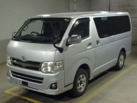 2011 Toyota Regiusace Van