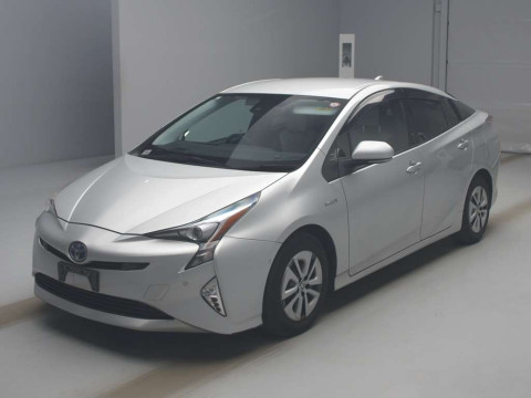 2017 Toyota Prius ZVW51[0]