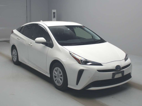 2021 Toyota Prius ZVW51[2]