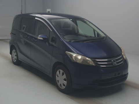 2010 Honda Freed GB3[2]