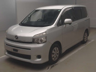 2011 Toyota Voxy