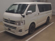 2007 Toyota Regiusace Van