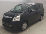 2009 Toyota Noah