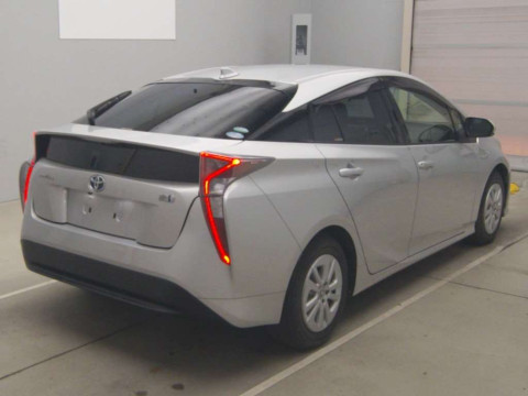 2018 Toyota Prius ZVW50[1]