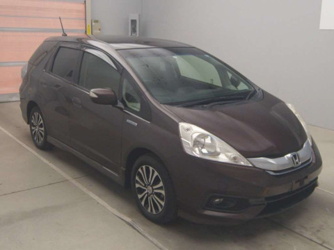 2013 Honda Fit Shuttle Hybrid GP2[2]