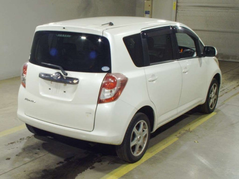 2009 Toyota Ractis NCP105[1]