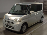 2009 Daihatsu Tanto