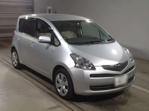 2008 Toyota Ractis SCP100[2]