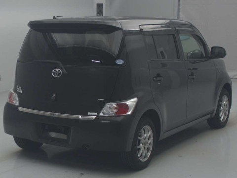 2010 Toyota bB QNC25[1]