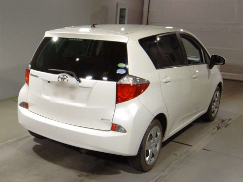 2013 Toyota Ractis NCP120[1]