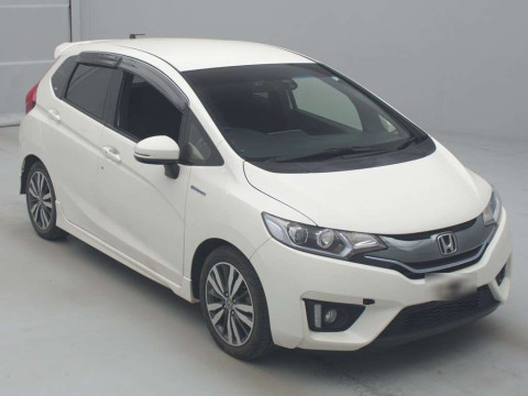 2014 Honda Fit Hybrid GP5[2]