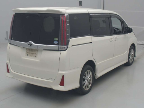 2017 Toyota Noah ZRR85W[1]