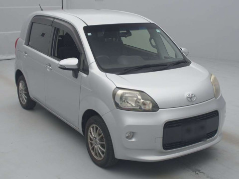 2012 Toyota Porte NCP145[2]