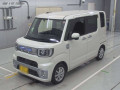 2016 Daihatsu Wake