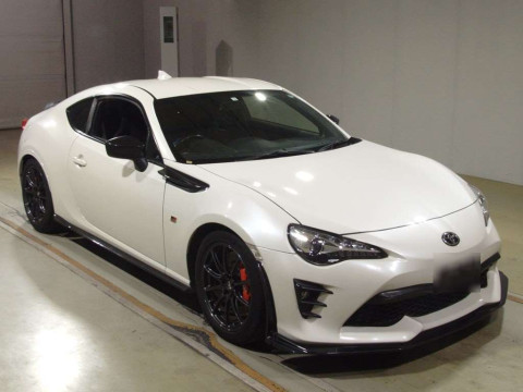 2018 Toyota 86 ZN6[2]