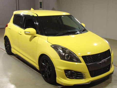 2013 Suzuki Swift Sport ZC32S[2]