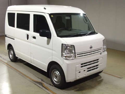 2023 Nissan NV100 Clipper DR17V[2]