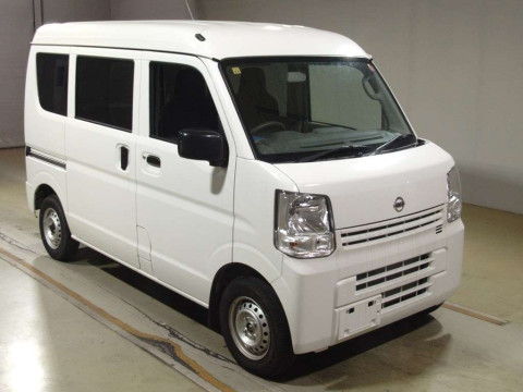 2023 Nissan NV100 Clipper DR17V[2]