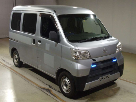 2018 Daihatsu Hijet Cargo S321V[2]