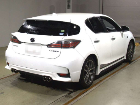 2014 Lexus CT ZWA10[1]