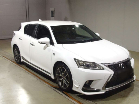 2014 Lexus CT ZWA10[2]