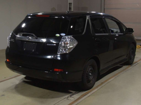 2011 Honda Fit Shuttle Hybrid GP2[1]