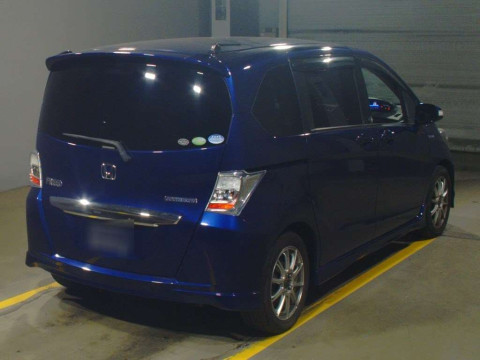 2011 Honda Freed hybrid GP3[1]