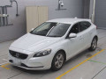 2015 Volvo V40