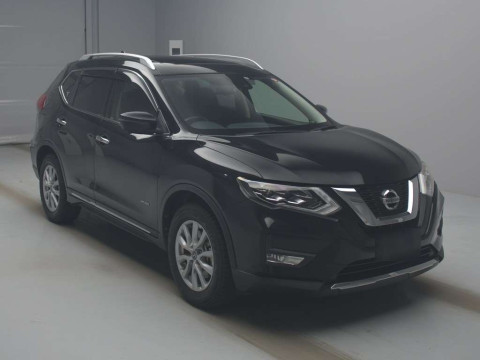 2017 Nissan X-Trail HNT32[2]