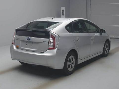 2012 Toyota Prius ZVW30[1]