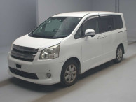 2008 Toyota Noah