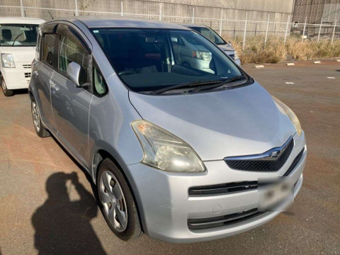 2005 Toyota Ractis NCP100[2]