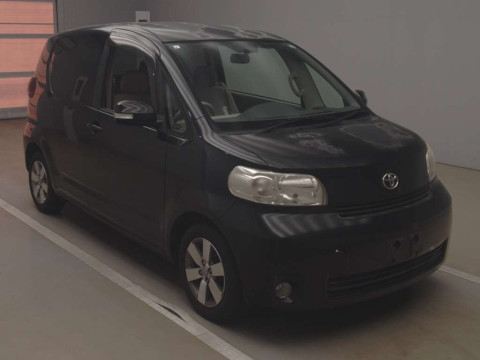 2009 Toyota Porte NNP11[2]