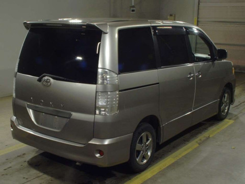 2007 Toyota Voxy AZR65G[1]