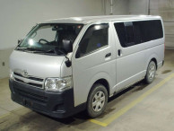 2011 Toyota Regiusace Van