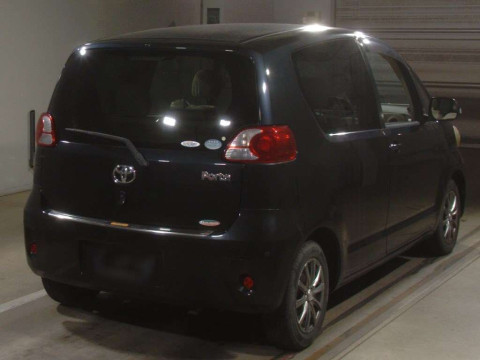 2012 Toyota Porte NNP10[1]