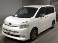 2010 Toyota Voxy