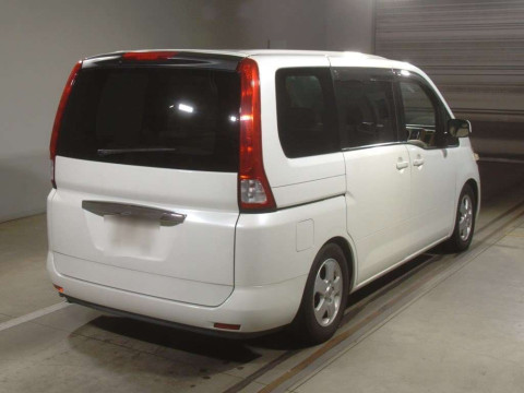 2006 Nissan Serena C25[1]