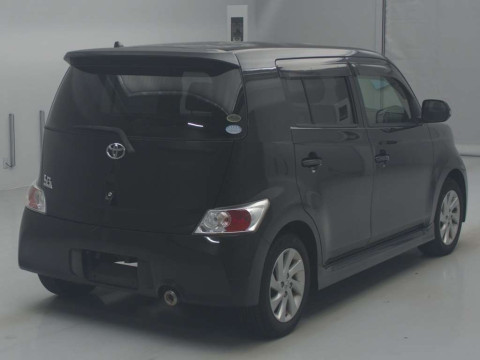 2010 Toyota bB QNC21[1]