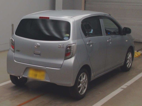 2013 Daihatsu Mira es LA300S[1]