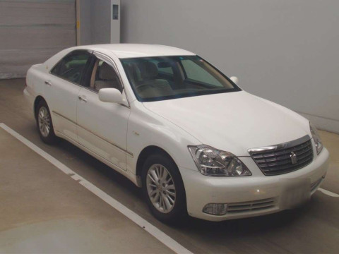 2006 Toyota Crown GRS182[2]