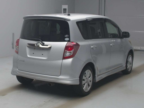 2010 Toyota Ractis NCP100[1]