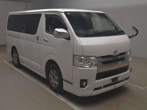 2019 Toyota Hiace Van GDH201V[2]