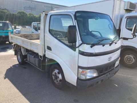 2006 Toyota Dyna Truck RZU300A[2]