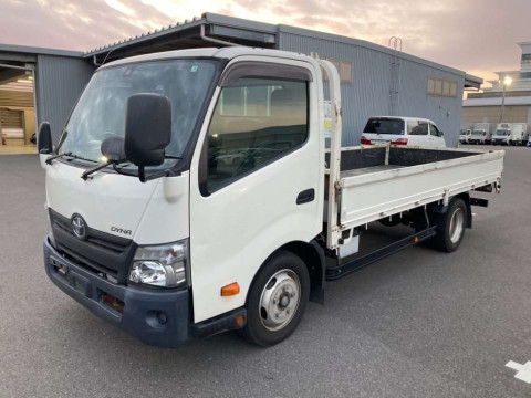 2018 Toyota Dyna Truck XZU710[0]