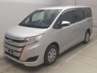 2017 Toyota Noah