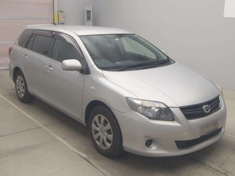 2011 Toyota Corolla Fielder NZE141G[2]