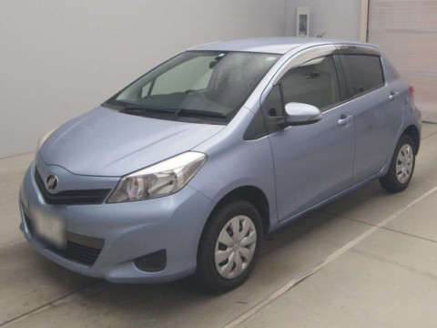 2014 Toyota Vitz NSP135[0]